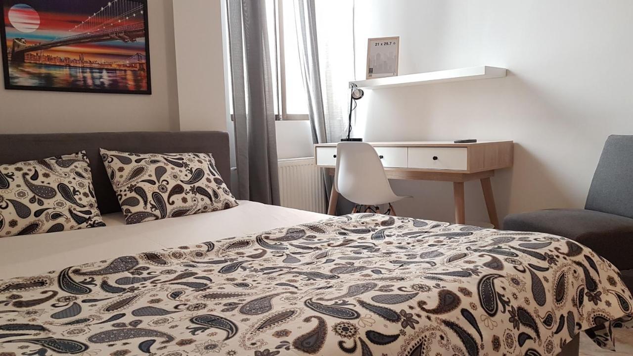 Palette Apartment Champagne - Athens Center, 6 Bd, 3 Bath Екстер'єр фото