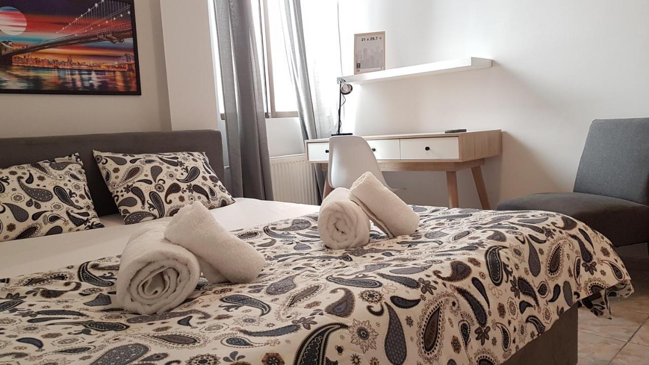 Palette Apartment Champagne - Athens Center, 6 Bd, 3 Bath Екстер'єр фото