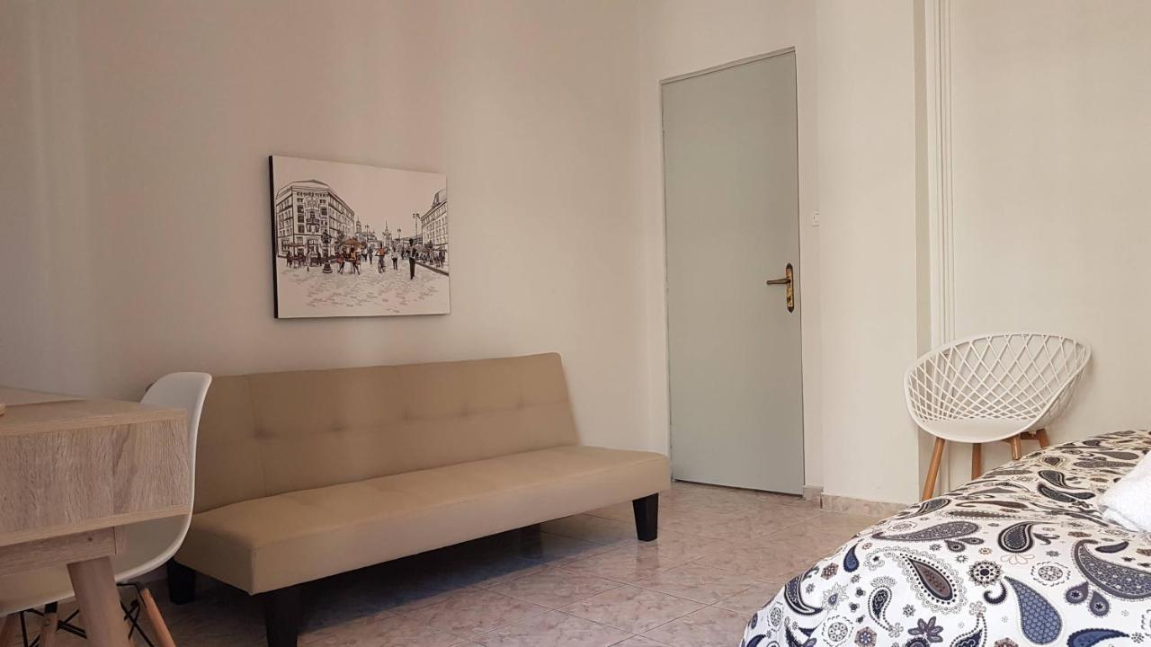 Palette Apartment Champagne - Athens Center, 6 Bd, 3 Bath Екстер'єр фото