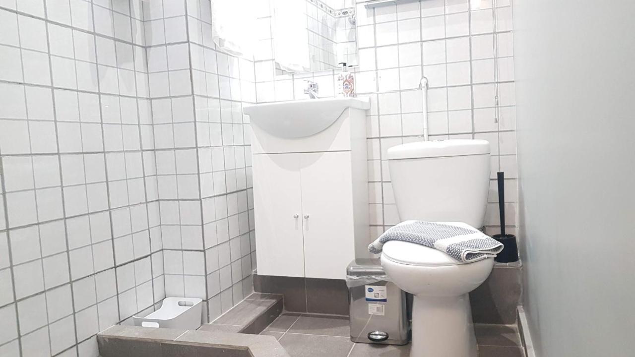 Palette Apartment Champagne - Athens Center, 6 Bd, 3 Bath Екстер'єр фото